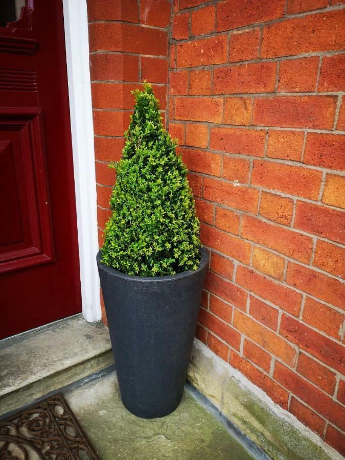Chimneys Bed & Breakfast